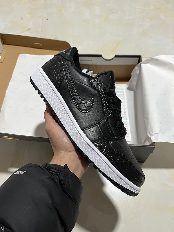 Jordan 1 Low Black