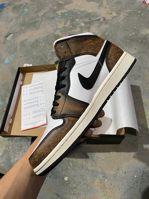 Jordan 1 Mid  brown and white