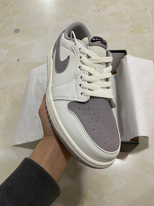 Jordan 1 Low  Gray and White