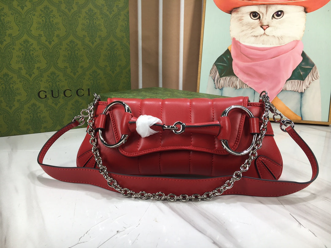 GUCCI Horsebit Chain Medium Shoulder Bag