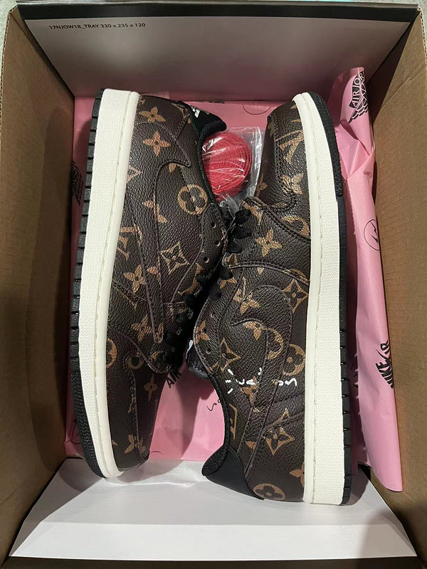 Jordan 1 Low LV