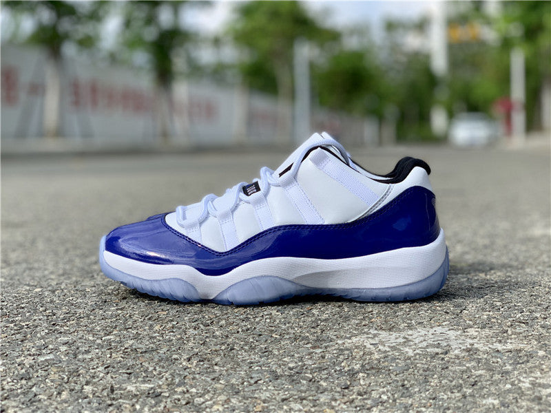 Air Jordan retto 11 concord low