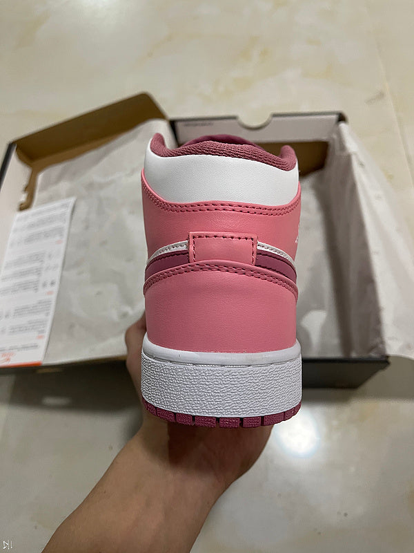 Air jordan 1 mid Pink