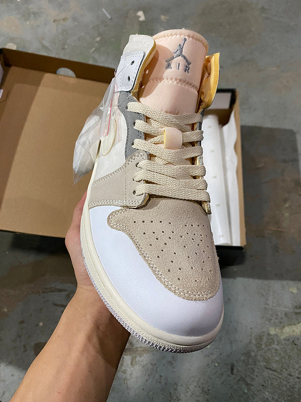 Jordan 1 mid Beige