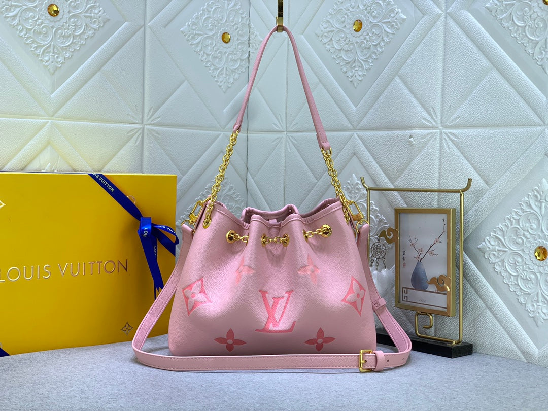 LOUIS VUITTON  Empreinte Monogram Giant Summer Bundle