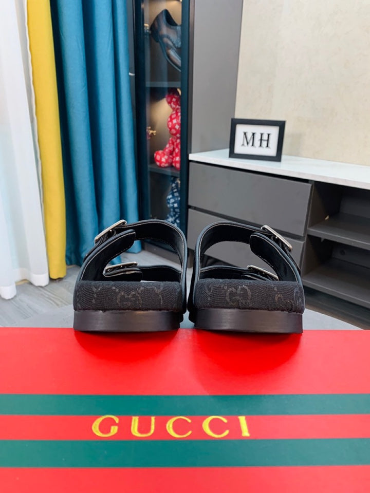 Gucci slides