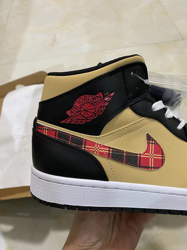 Jordan 1 mid