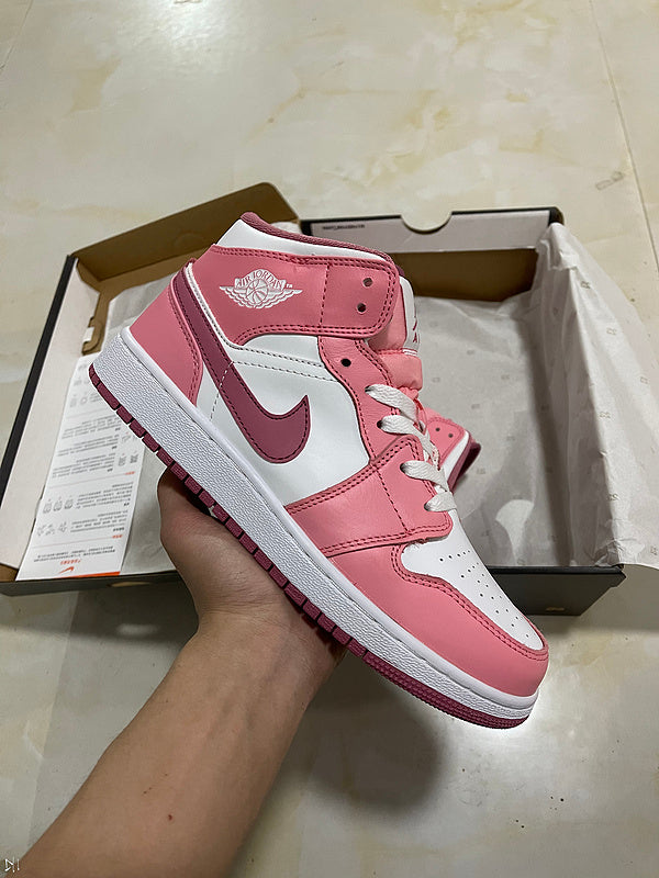 Air jordan 1 mid Pink