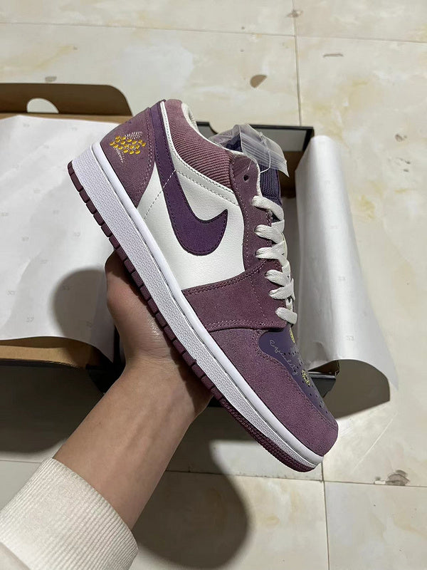 Jordan 1 Low  Purple