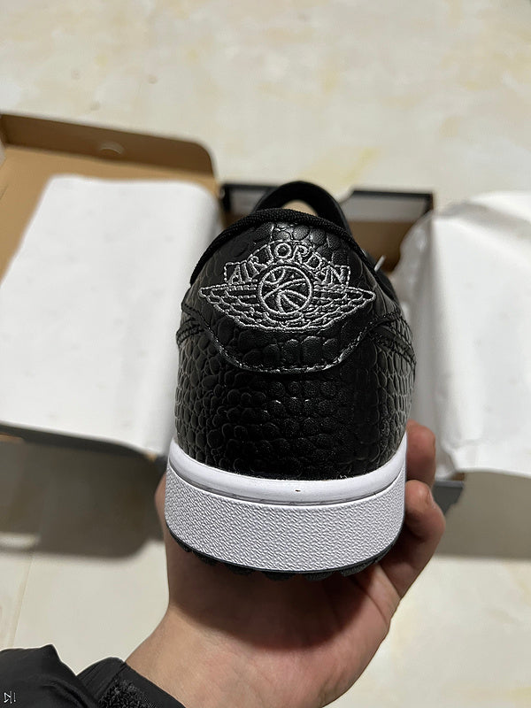 Jordan 1 Low Black