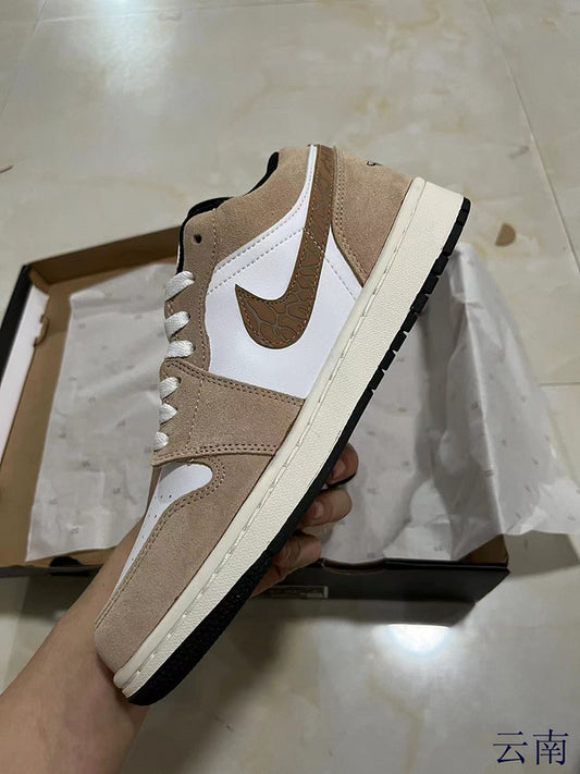 Jordan 1 Low Beige