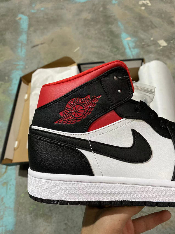 Jordan 1 Mid  Black 'Red'white