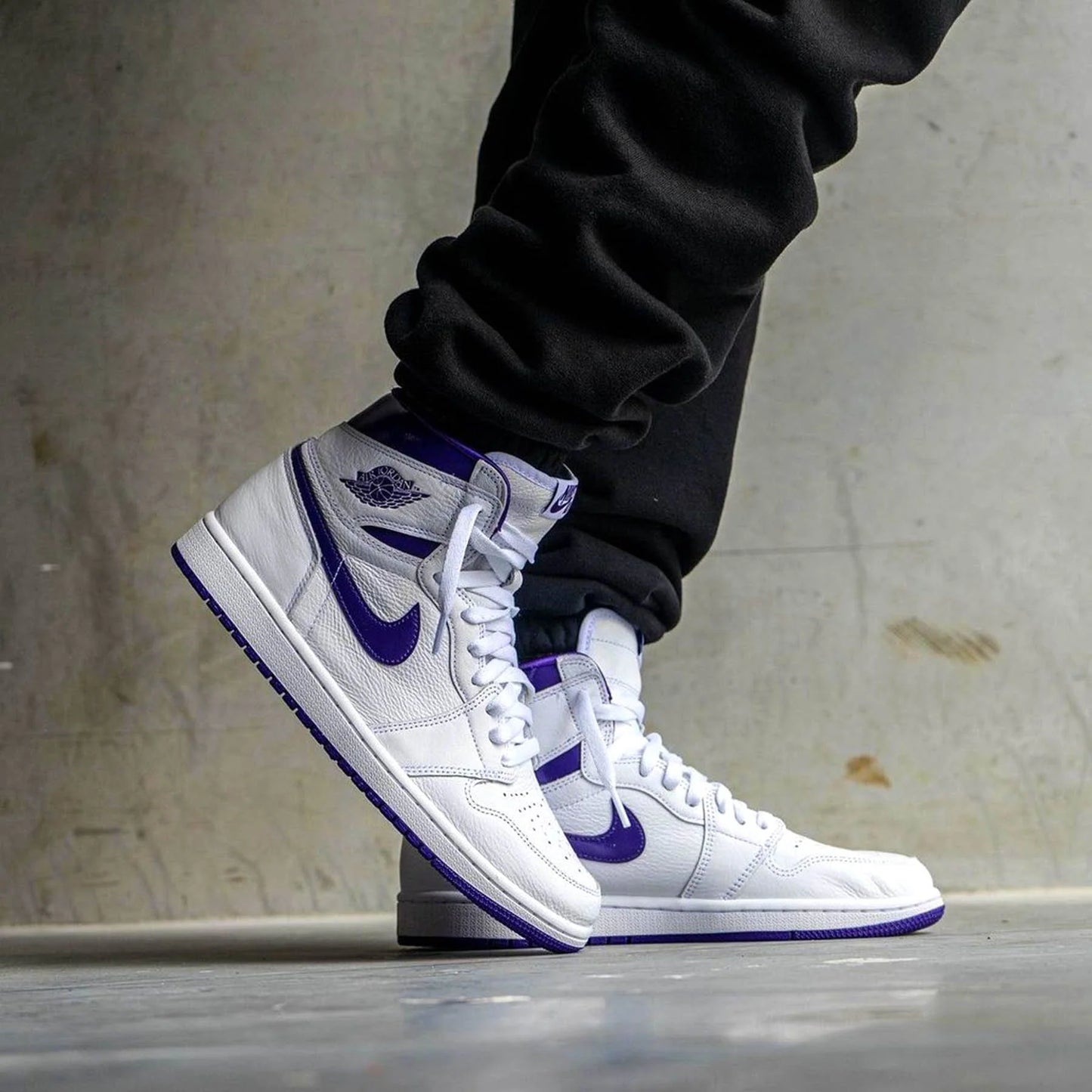 Nike Air Jordan 1 High OG 'Court Purple