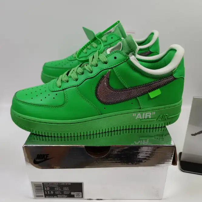 NIKE AIR  FORCE  1 GREEN