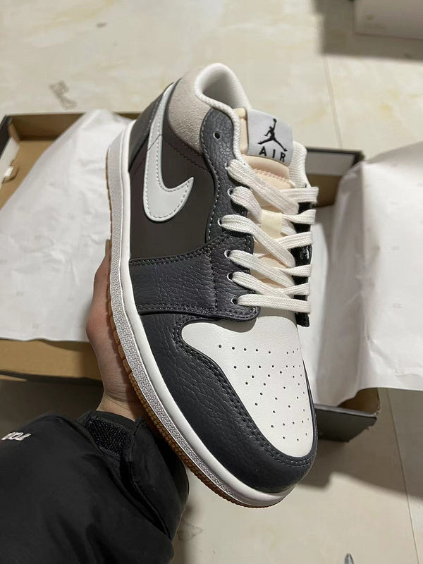 Jordan 1 Low  Gray