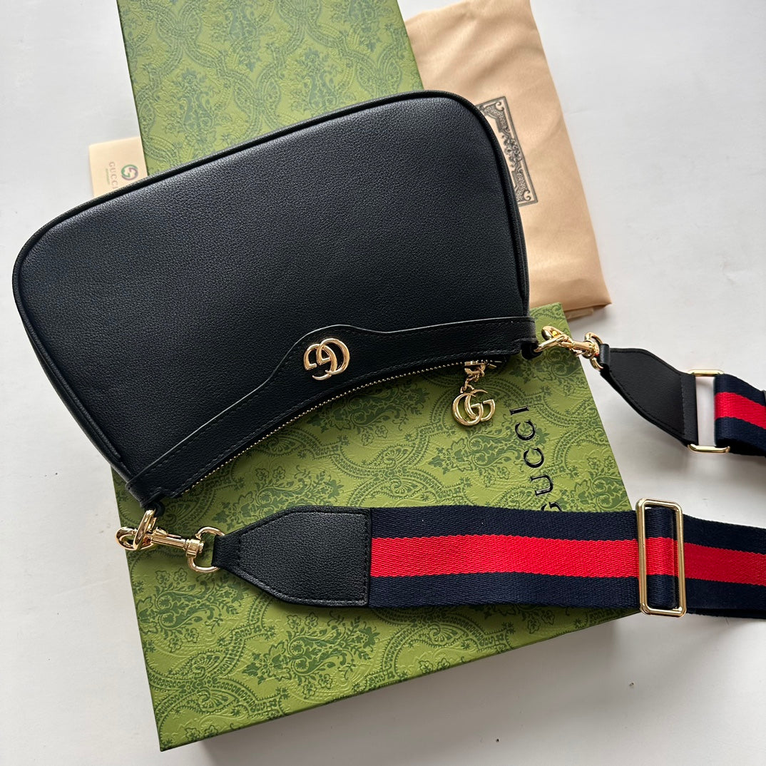 Gucci small shoulder bag handbag phone bag