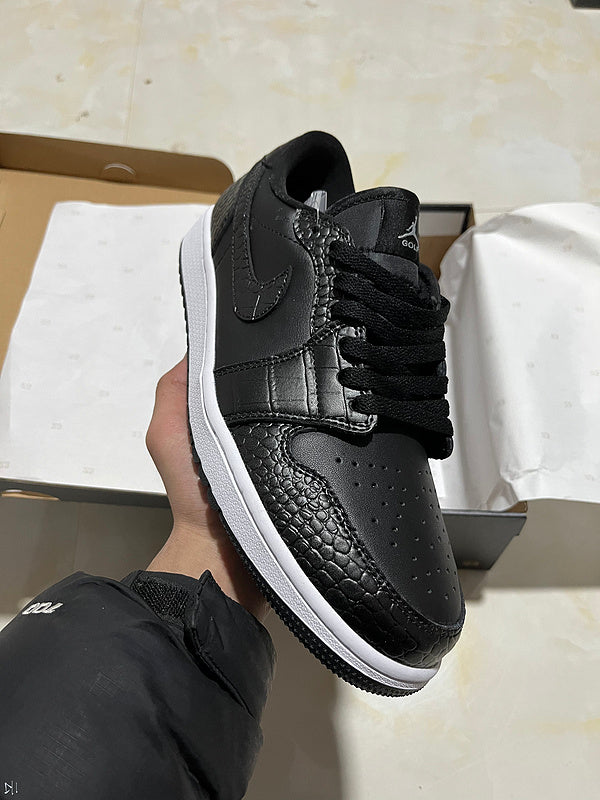 Jordan 1 Low Black