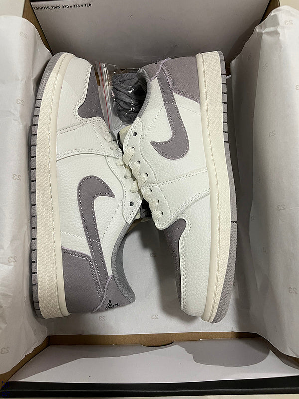 Jordan 1 Low  Gray and White