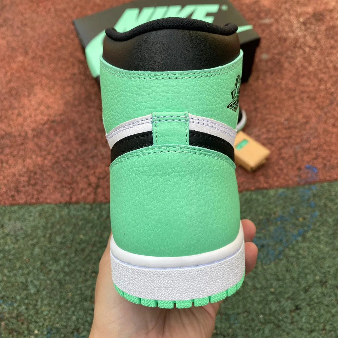 Air Jordan 1 High (Green Glow